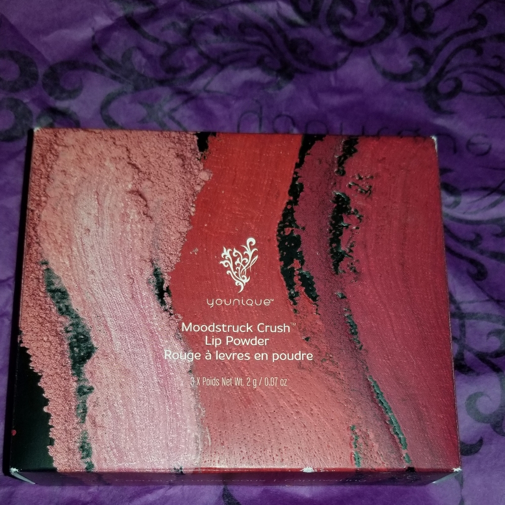 Younique Crush Lip Powder Set